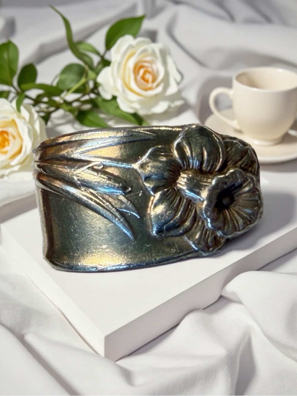 Spoon Ring Daffodil Pattern Silver Plate Floral Size 6.5 Handmade